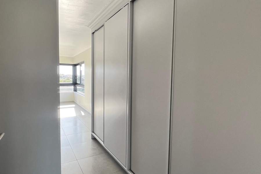 3 Bedroom Property for Sale in Wavecrest Eastern Cape